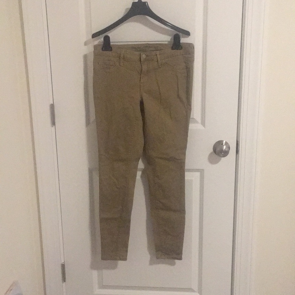 Kaki Pants